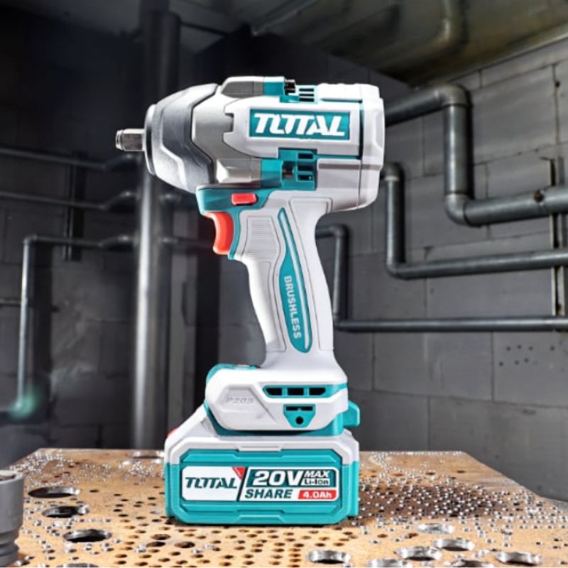 Акумулаторен ударен безчетков гайковерт TOTAL INDUSTRIAL, 20 V, 850 Nm, 2 x 4 Ah
