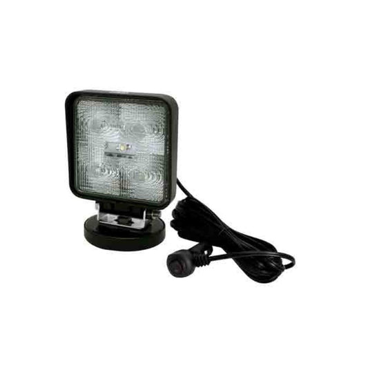 led-halogen-s-magnitna-osnova